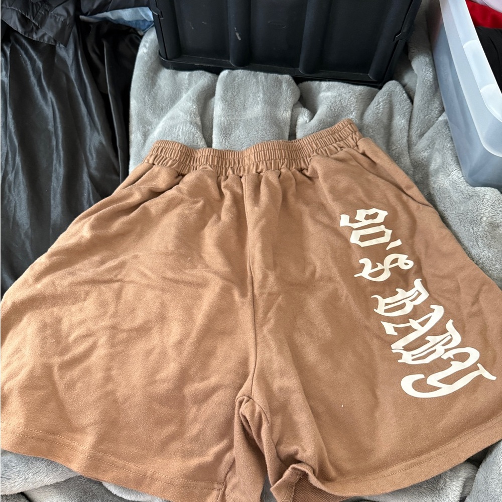 SHEIN Athletic Tan Shorts with Los Angeles Print